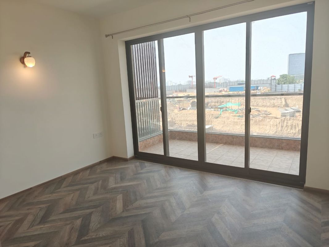 3 BHK for rent in Sector 63, Gurugram — semi-furnished — 1800 sq.ft — Adani Samsara Vilasa