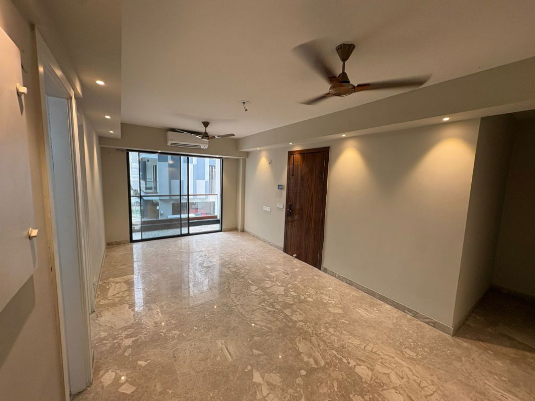 3 BHK for rent in Sector 63a, Gurugram — semi-furnished — 1305 sq.ft — Signature Global City 63A