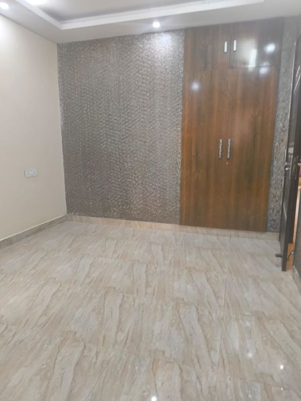3 BHK for rent in Sector 65, Gurugram — semi-furnished — 1310 sq.ft — Emaar Emerald Estate