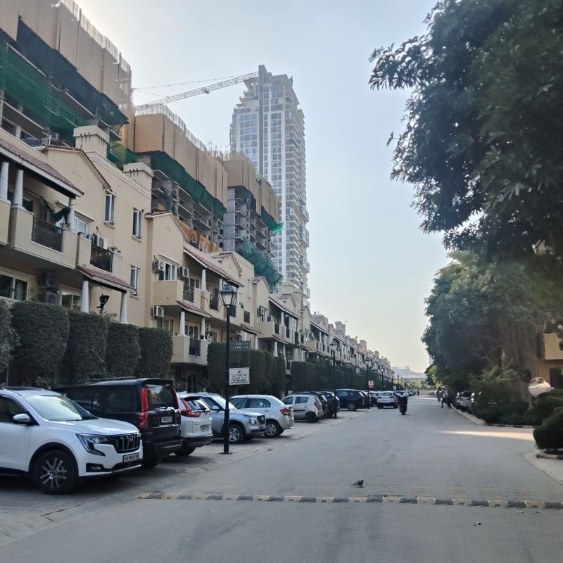 3 BHK for rent in Sector 65, Gurugram — semi-furnished — 1410 sq.ft — Emaar MGF Emerald Hills