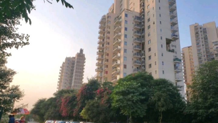 3 BHK for rent in Sector 66, Gurugram — semi-furnished — 1872 sq.ft — Ireo Uptown