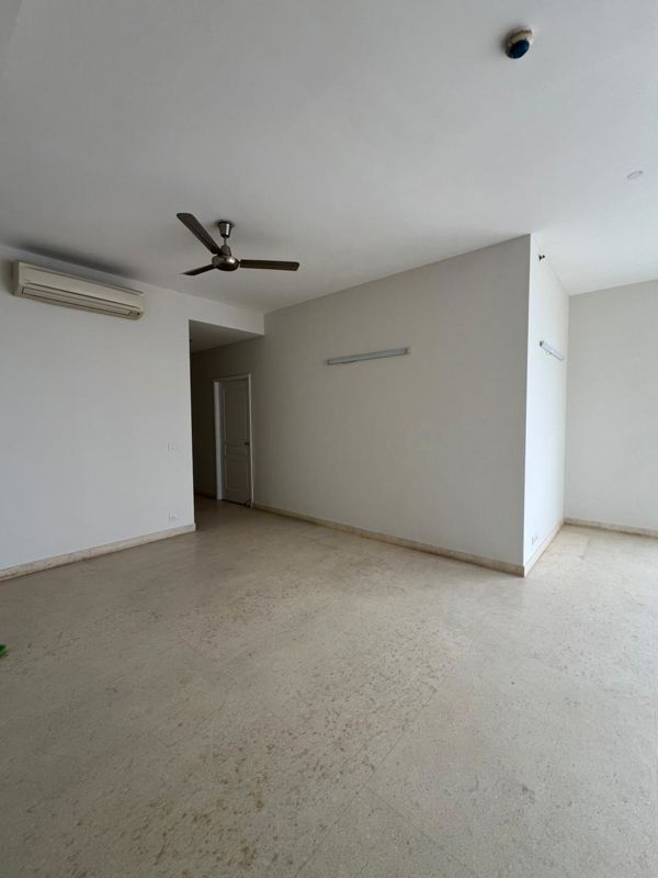 3 BHK for rent in Sector 66, Gurugram — semi-furnished — 1288 sq.ft — Emaar The Palm Drive-Palm Studios