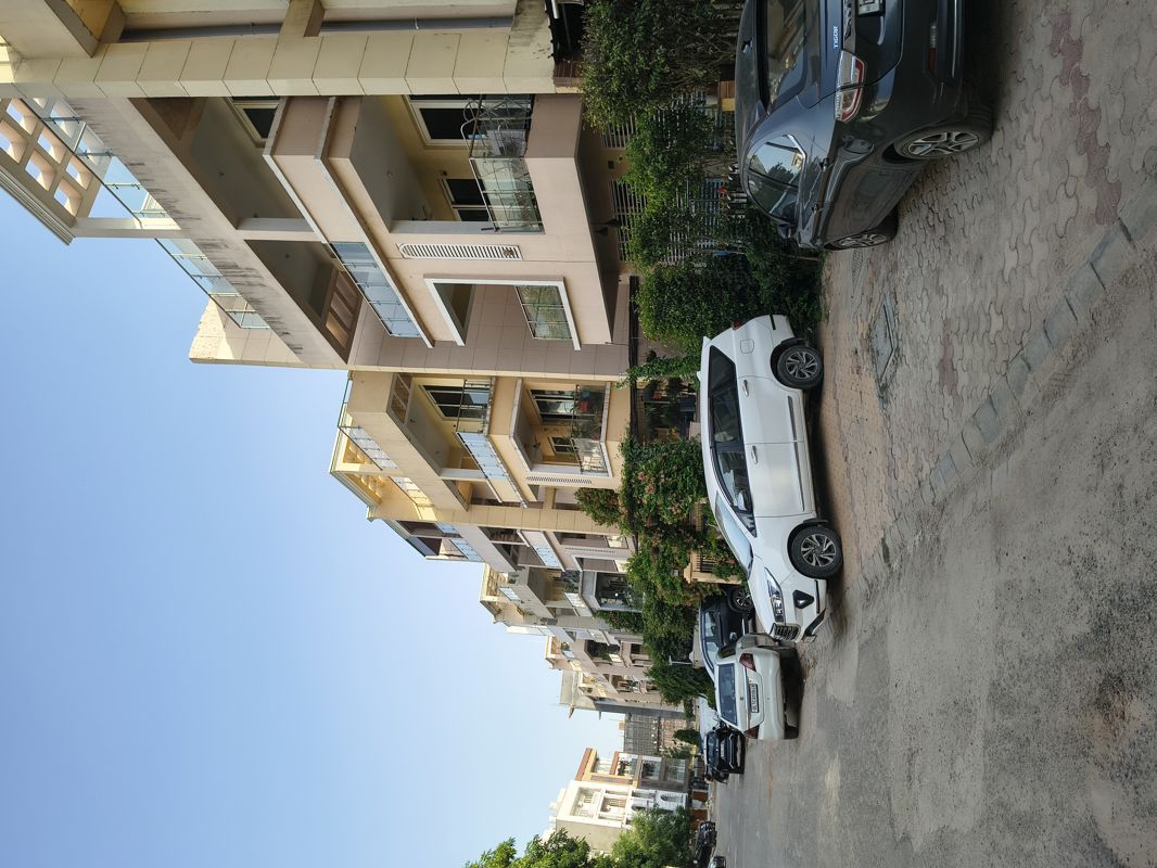 3 BHK for rent in Sector 67, Gurugram — semi-furnished — 1350 sq.ft — Ansal API Esencia