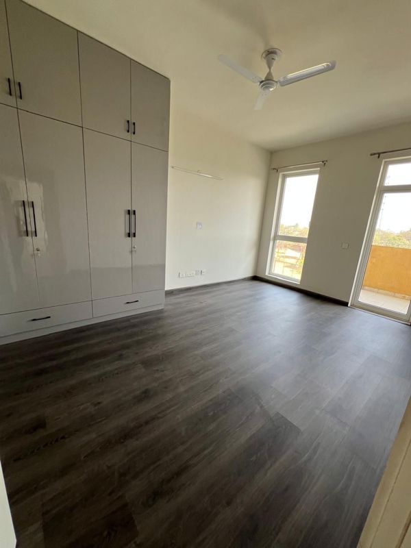 3 BHK for rent in Sector 67a, Gurugram — semi-furnished — 1727 sq.ft — Ireo The Corridors
