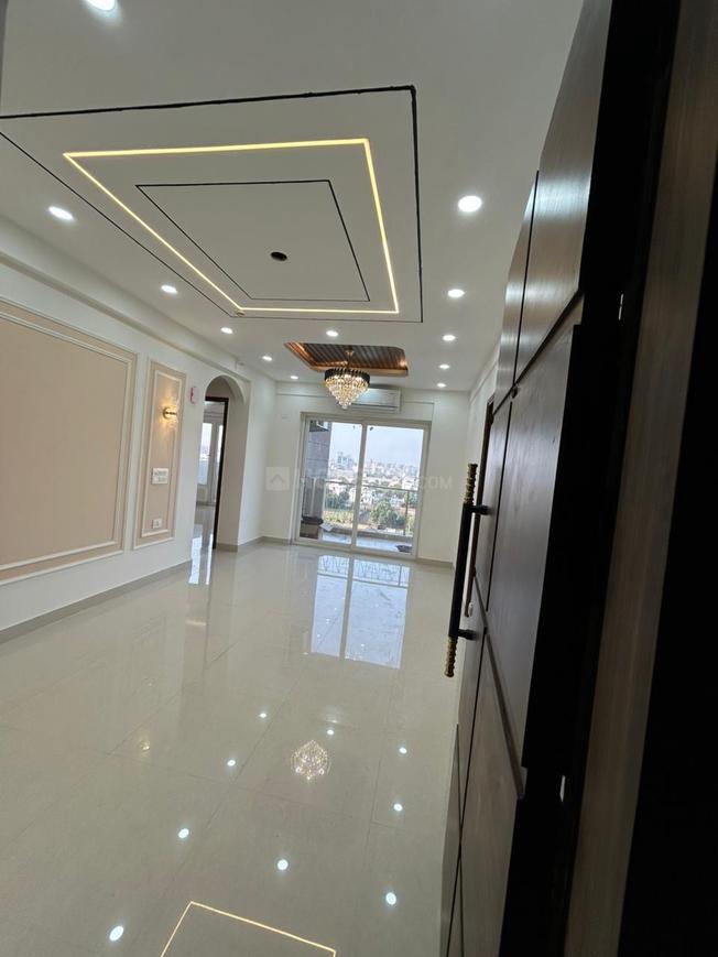 3 BHK for rent in Sector 68, Gurugram — semi-furnished — 1483 sq.ft — Pareena Mi Casa