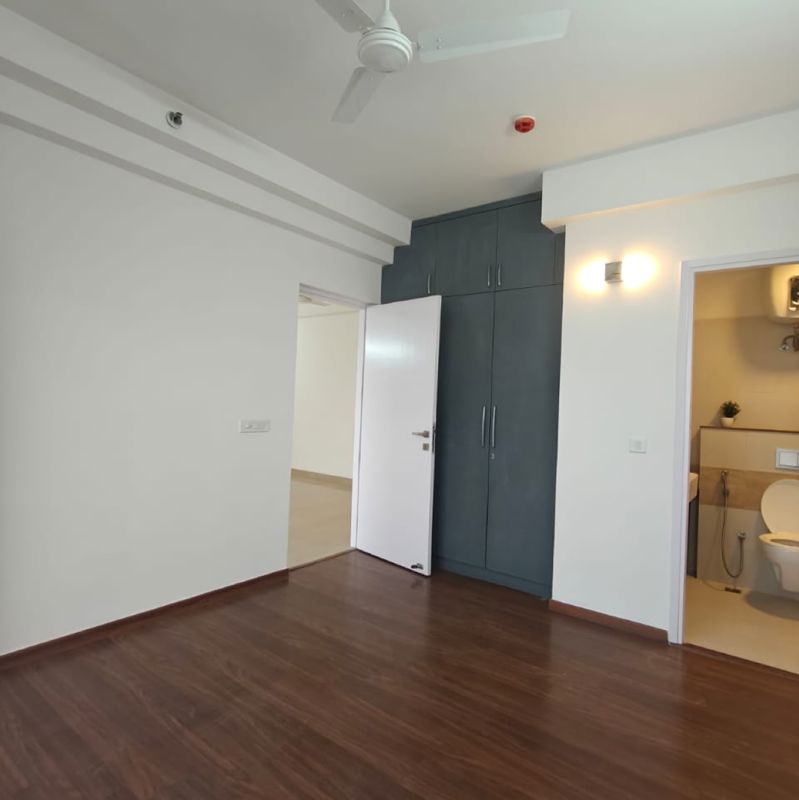 3 BHK for rent in Sector 68, Gurugram — semi-furnished — 1900 sq.ft — M3M Marina