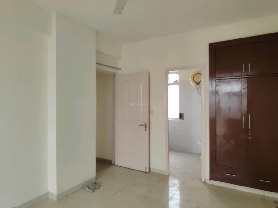 3 BHK for rent in Sector 69, Gurugram — semi-furnished — 1326 sq.ft — Tulip White