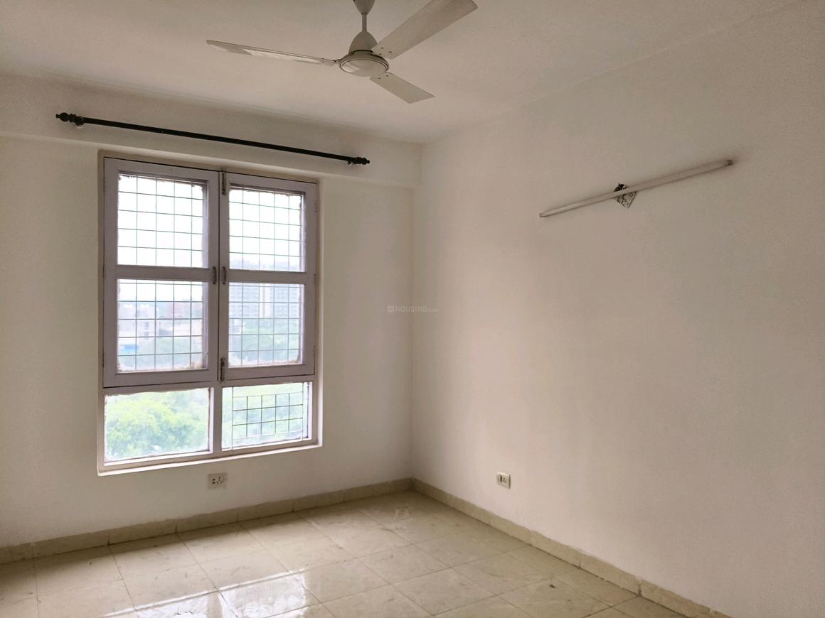 3 BHK for rent in Sector 69, Gurugram — semi-furnished — 1326 sq.ft — Tulip White