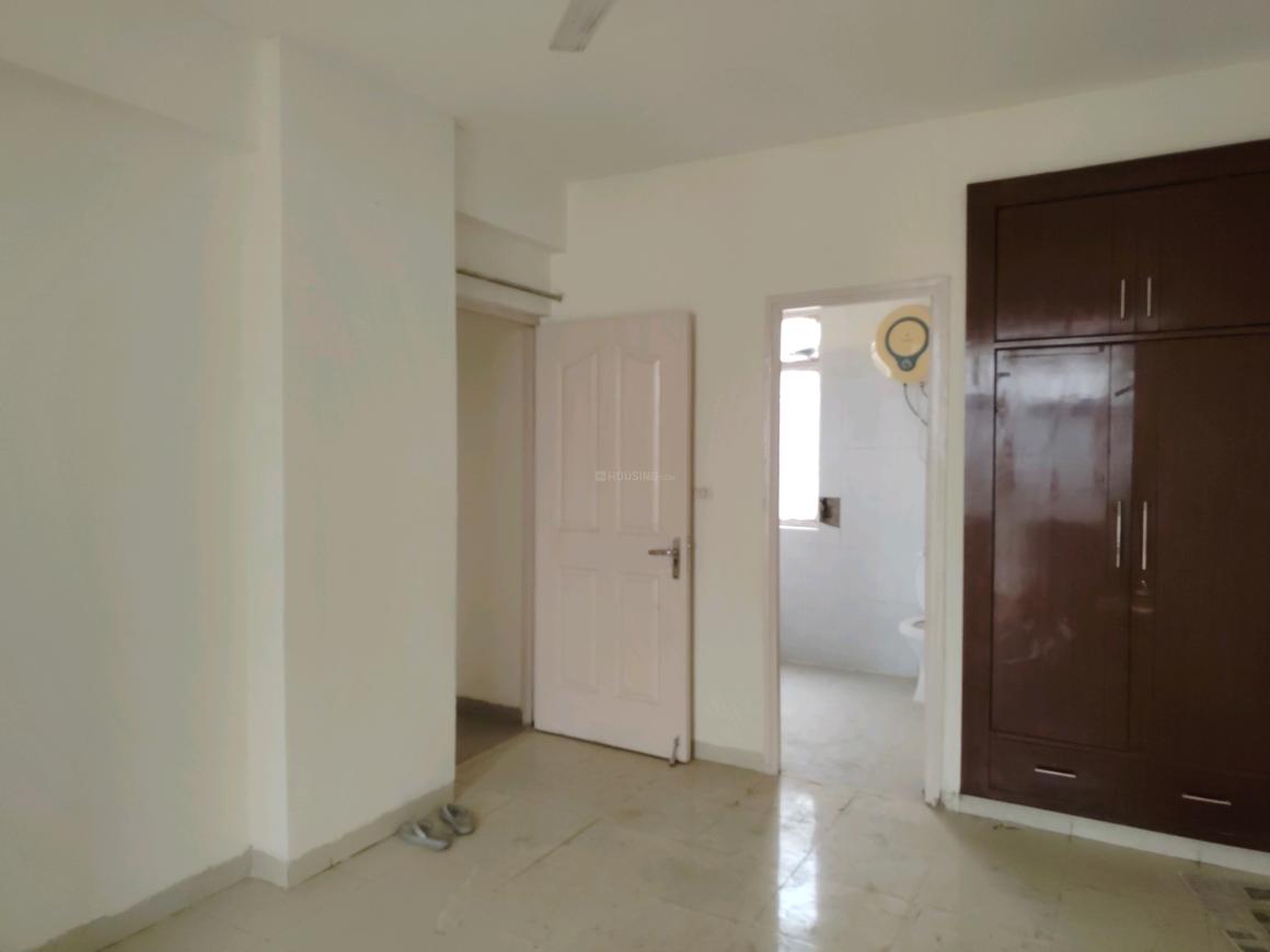 3 BHK for rent in Sector 69, Gurugram — semi-furnished — 1326 sq.ft — Tulip White