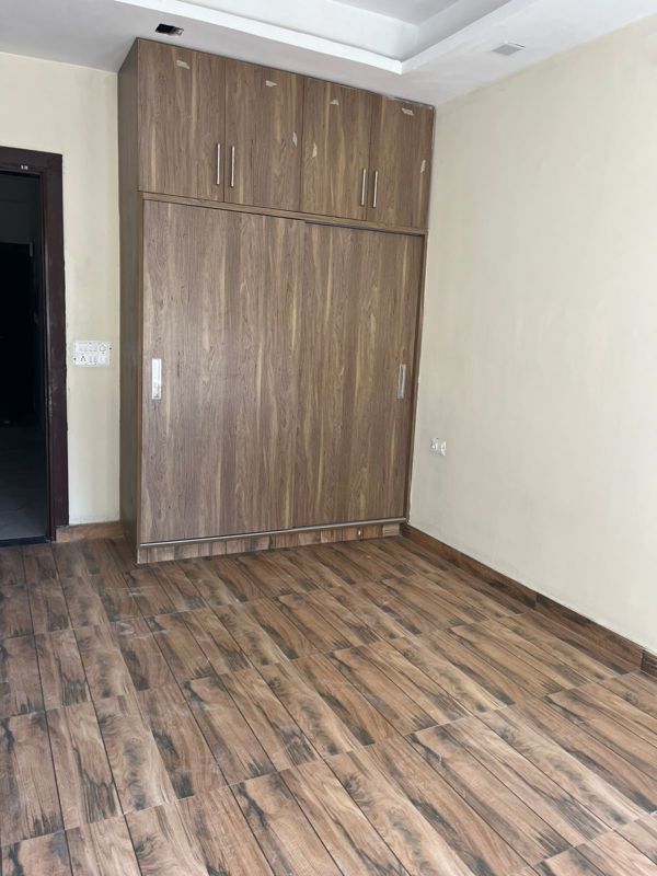 3 BHK for rent in Sector 69, Gurugram — semi-furnished — 1326 sq.ft — Tulip White