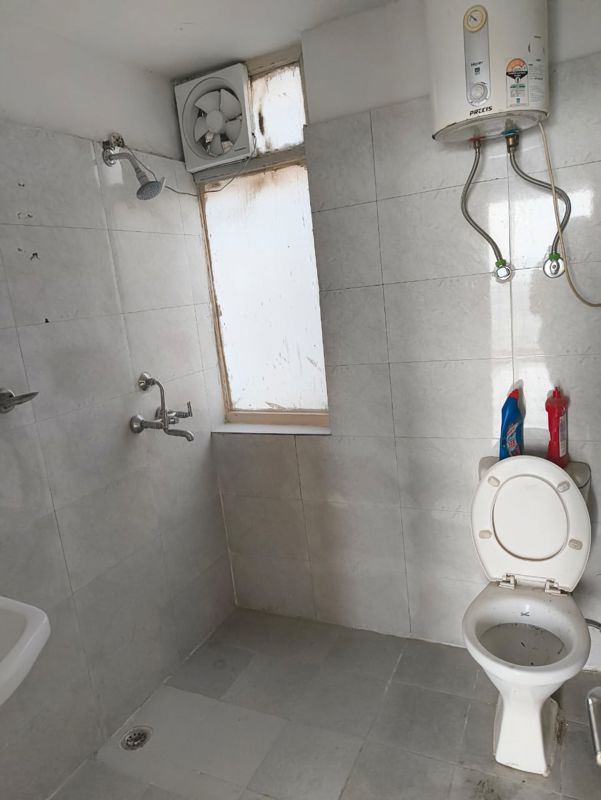 3 BHK for rent in Sector 69, Gurugram — semi-furnished — 1326 sq.ft — Tulip White
