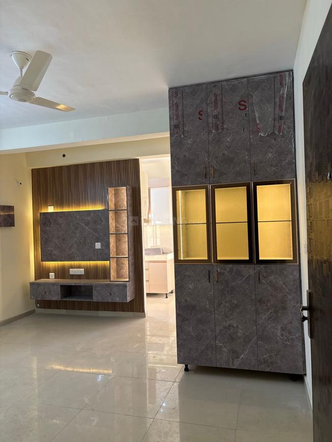 3 BHK for rent in Sector 70, Gurugram — unfurnished — 700 sq.ft — Pyramid Altia