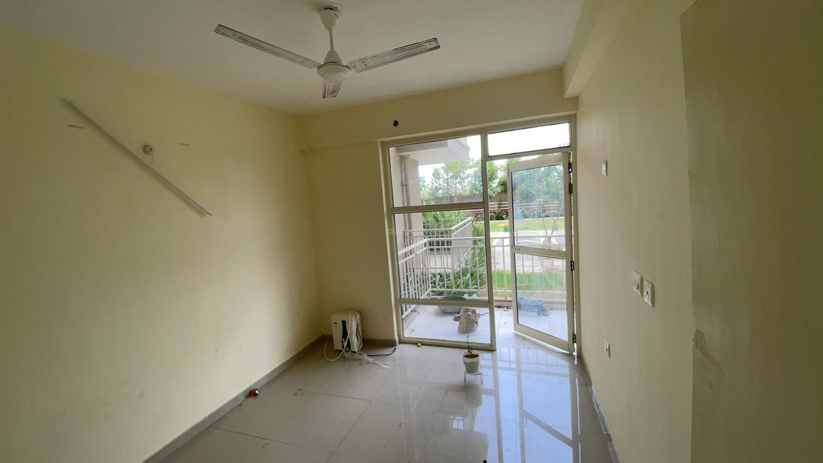 3 BHK for rent in Sector 70, Gurugram — unfurnished — 1300 sq.ft — Pyramid Altia
