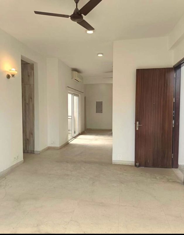 3 BHK for rent in Sector 70a, Gurugram — semi-furnished — 2400 sq.ft — BPTP Astaire Gardens
