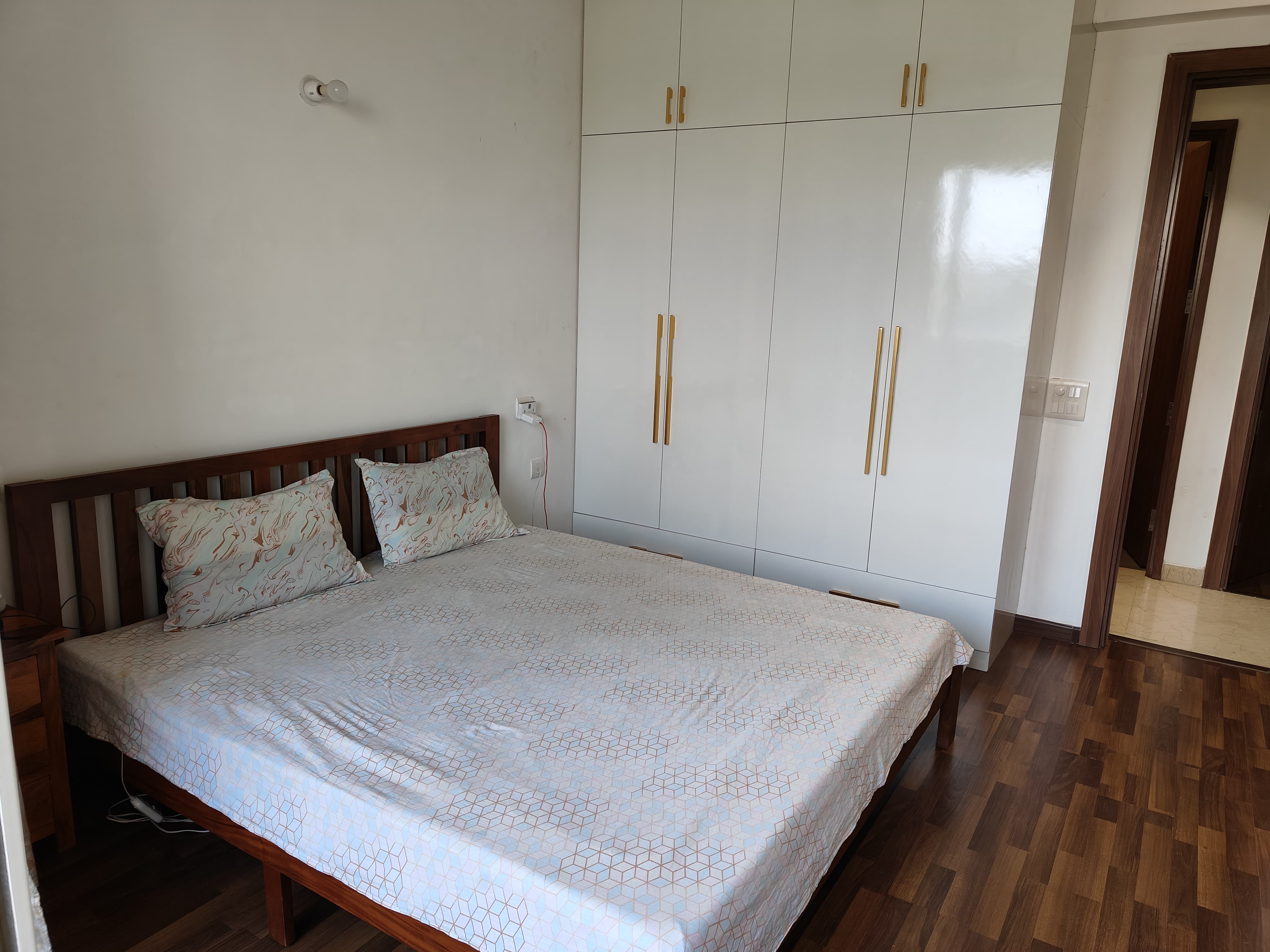 3 BHK for rent in Sector 70a, Gurugram — semi-furnished — 1900 sq.ft — Capital Residency 360
