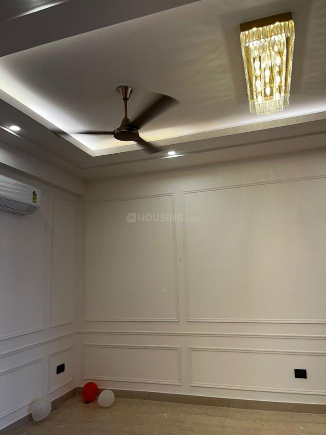 3 BHK for rent in Sector 71, Gurugram — semi-furnished — 1600 sq.ft — Trehan Luxury Floors 71