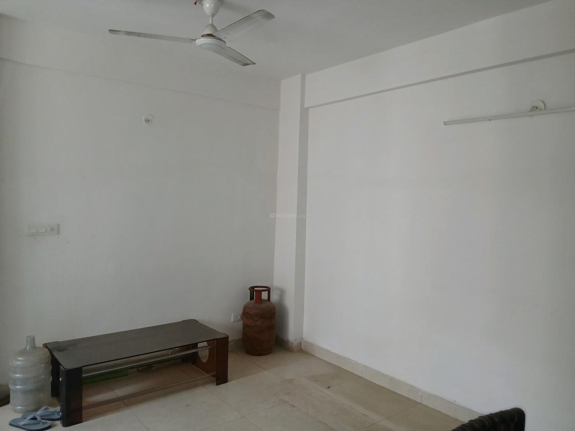 3 BHK for rent in Sector 71, Gurugram — semi-furnished — 900 sq.ft — Signature Global Andour Heights
