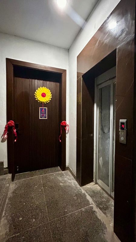 3 BHK for rent in Sector 71, Gurugram — semi-furnished — 1600 sq.ft — Raj One Good Earth
