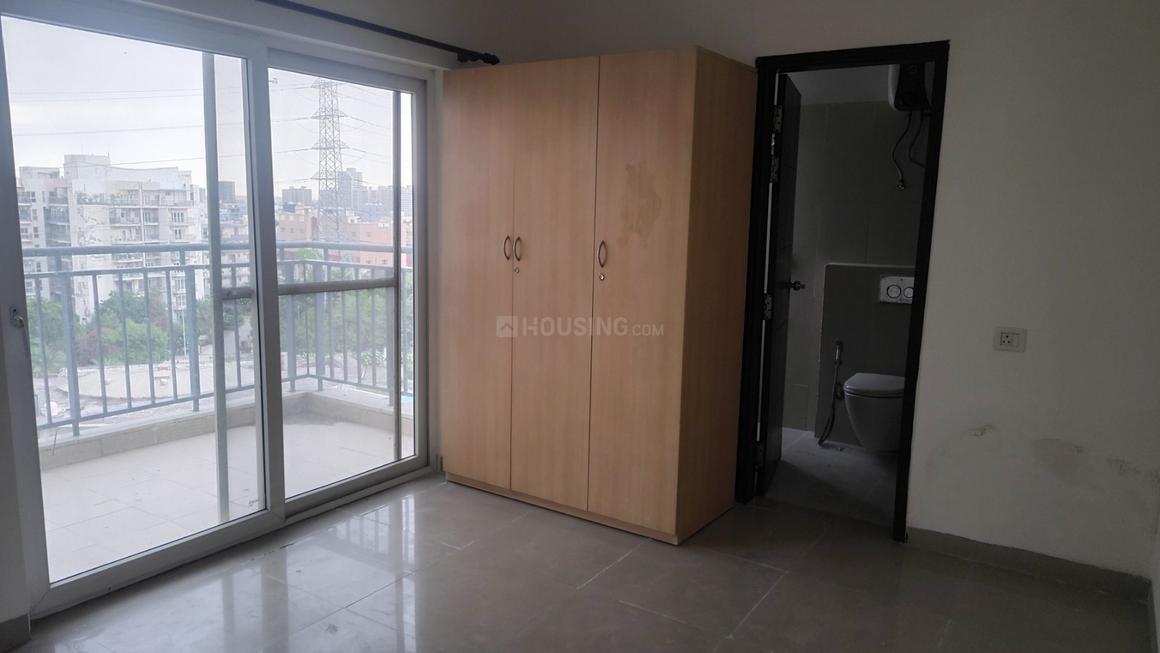 3 BHK for rent in Sector 72, Gurugram — semi-furnished — 1975 sq.ft — Spaze Privy