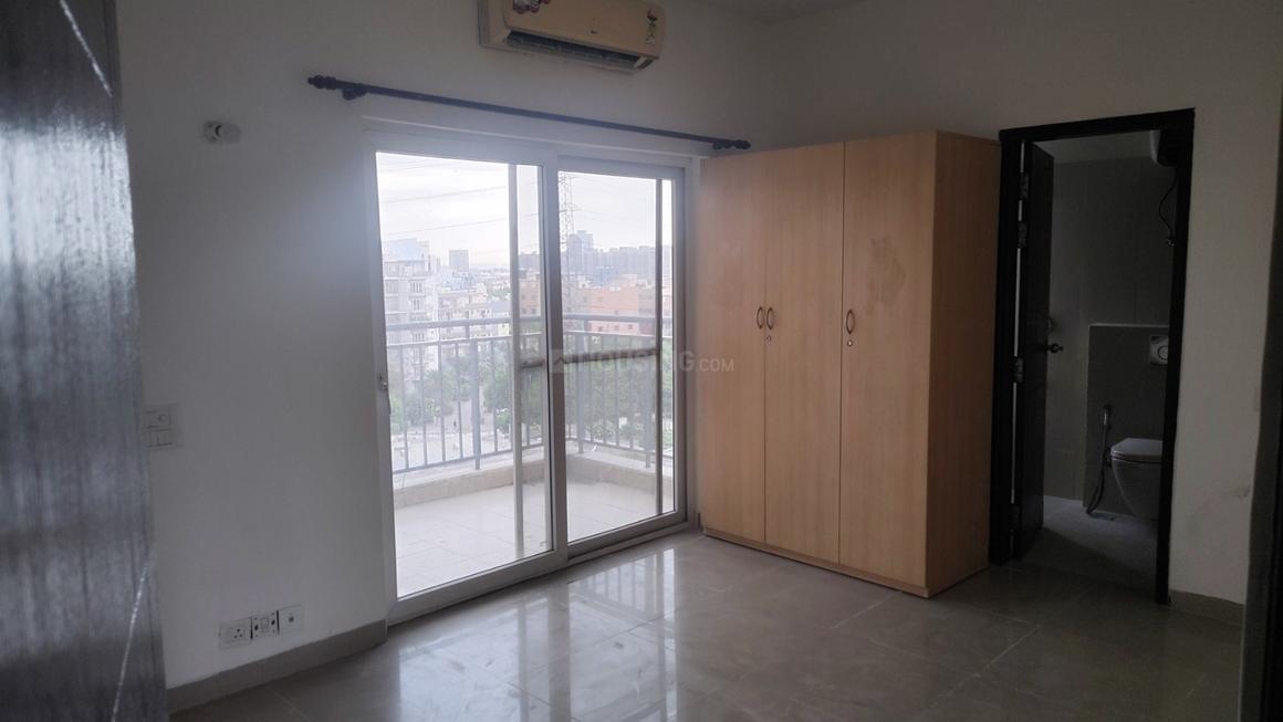 3 BHK for rent in Sector 72, Gurugram — semi-furnished — 2010 sq.ft — Spaze Privy