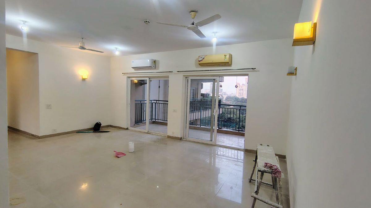 3 BHK for rent in Sector 72, Gurugram — semi-furnished — 1930 sq.ft — Spaze Privy