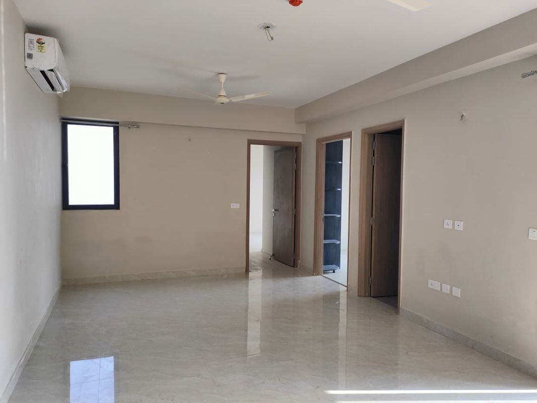 3 BHK for rent in Sector 74, Gurugram — semi-furnished — 2018 sq.ft — M3M Skywalk