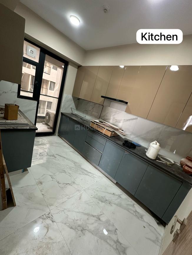 3 BHK for rent in Sector 74, Gurugram — semi-furnished — 1870 sq.ft