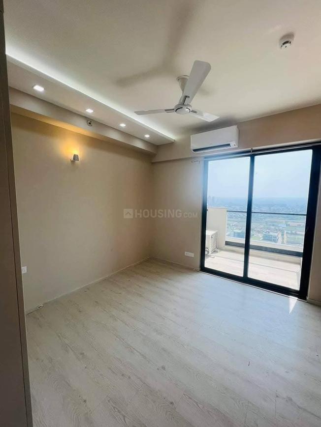 3 BHK for rent in Sector 74, Gurugram — semi-furnished — 1800 sq.ft — M3M Skywalk