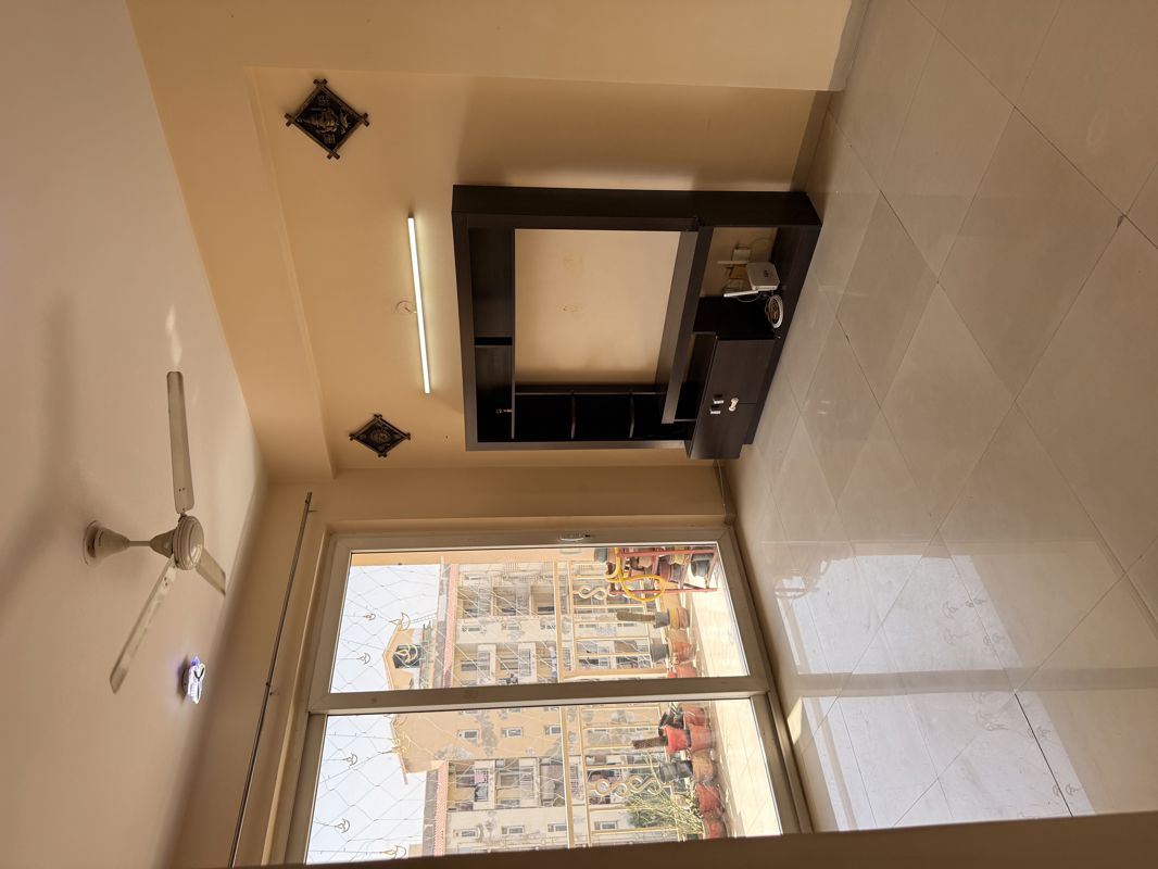 3 BHK for rent in Sector 77, Gurugram — semi-furnished — 1450 sq.ft — Emaar Palm Hills