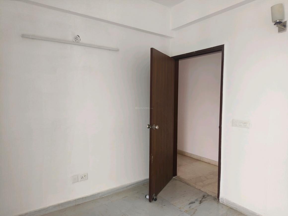 3 BHK for rent in Sector 77, Gurugram — semi-furnished — 1615 sq.ft — Umang Winter Hills
