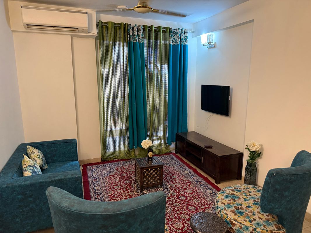 3 BHK for rent in Sector 77, Gurugram — furnished — 2000 sq.ft — Emaar Palm Premier