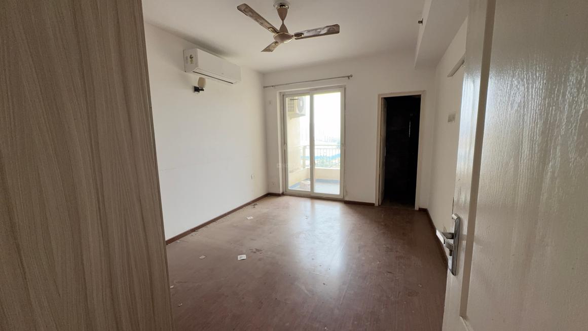 3 BHK for rent in Sector 79, Gurugram — semi-furnished — 1530 sq.ft — Supertech Araville