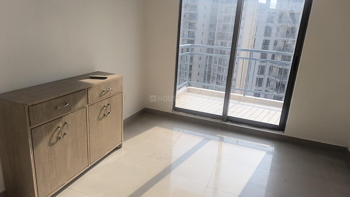 3 BHK for rent in Sector 80, Gurugram — semi-furnished — 1820 sq.ft — Godrej Frontier