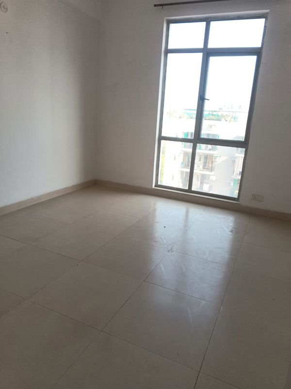 3 BHK for rent in Sector 81, Gurugram — semi-furnished — 690 sq.ft — Landmark The Homes 81
