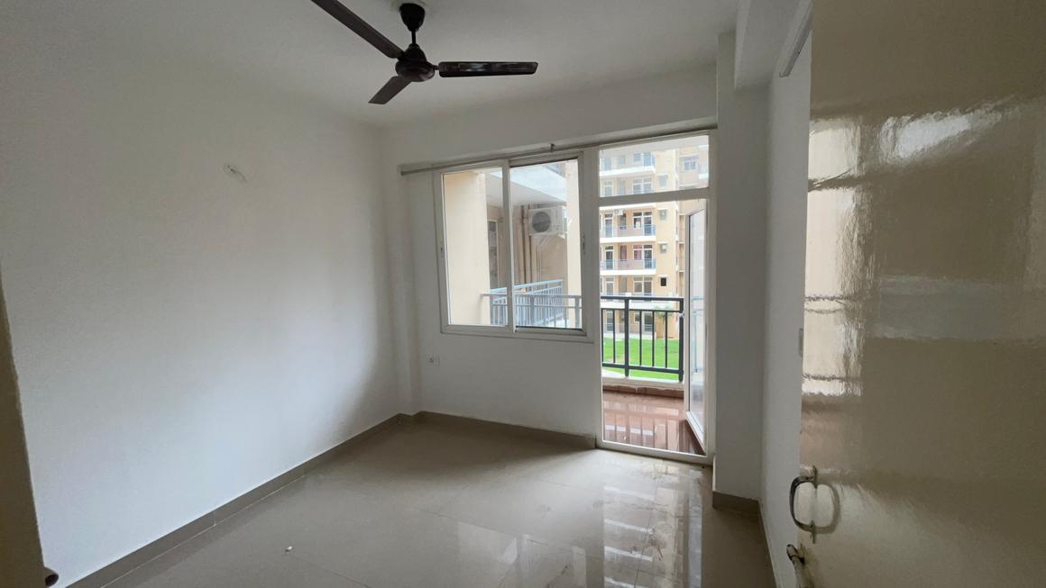 3 BHK for rent in Sector 81, Gurugram — unfurnished — 760 sq.ft — Landmark The Homes 81