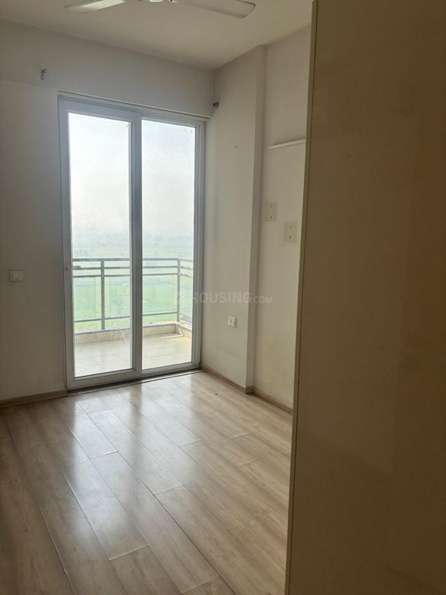 3 BHK for rent in Sector 82A, Gurugram — semi-furnished — 2085 sq.ft — DLF The Primus