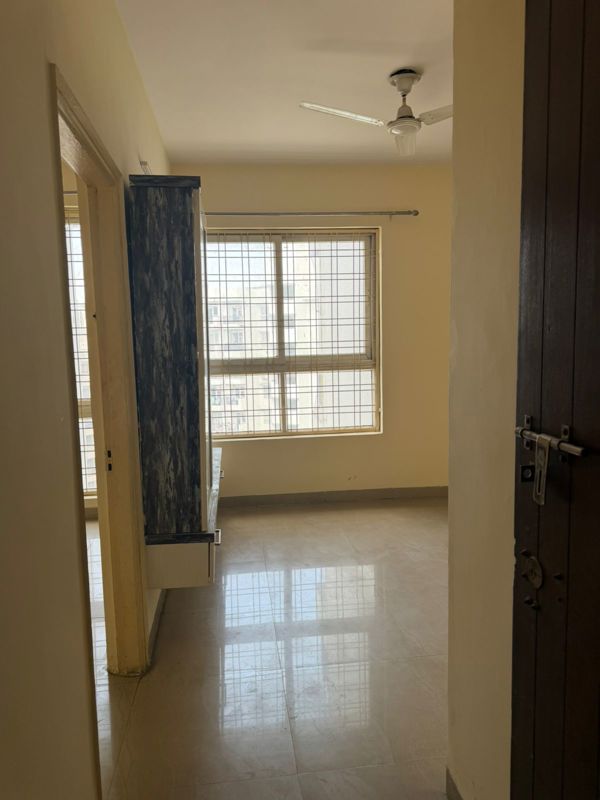 3 BHK for rent in Sector 83, Gurugram — semi-furnished — 1340 sq.ft — Mapsko Paradise