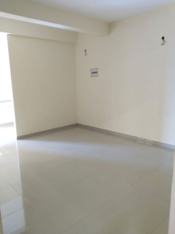 3 BHK for rent in Sector 86, Gurugram — semi-furnished — 645 sq.ft — Pyramid Urban Homes 2