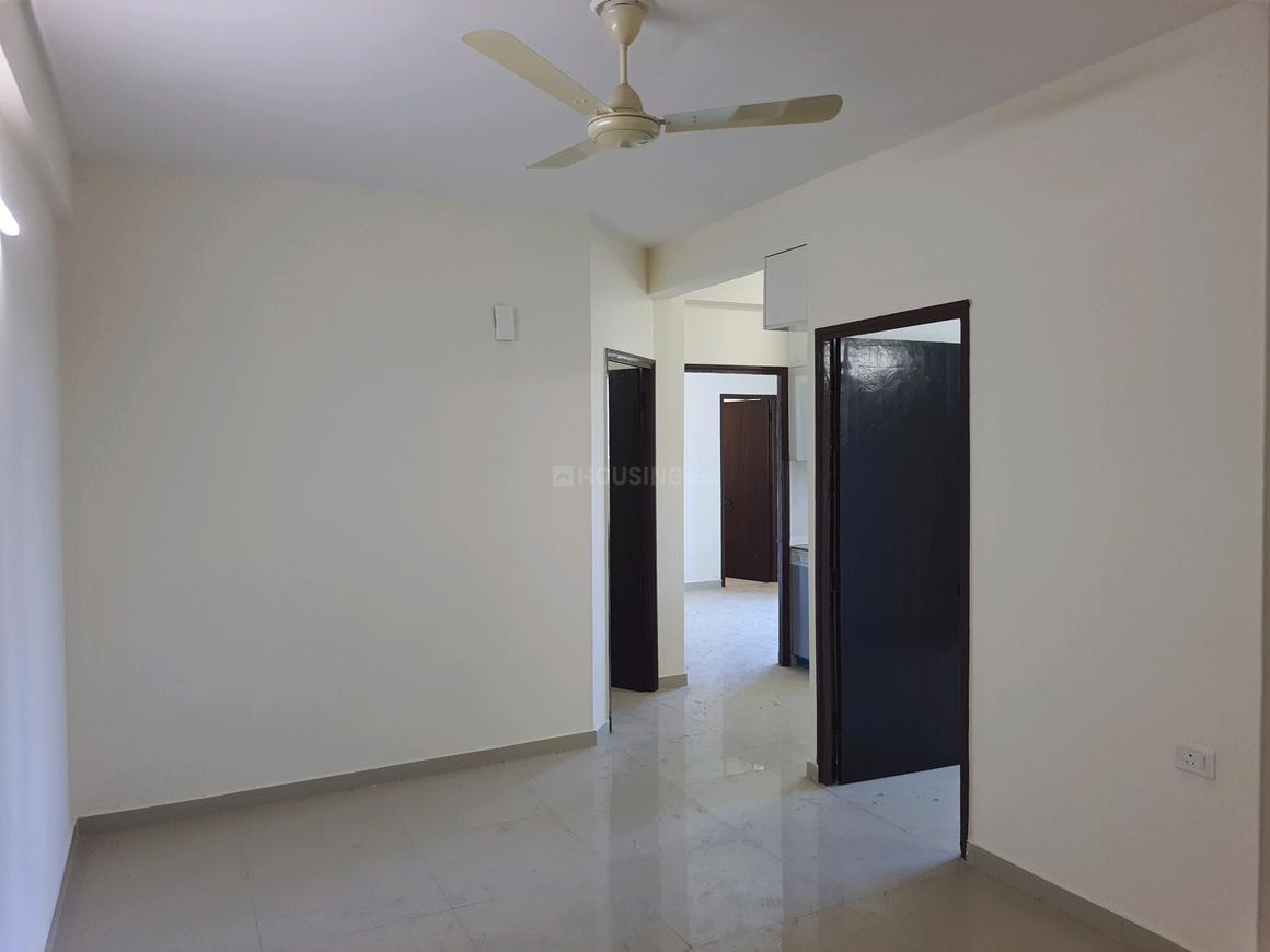 3 BHK for rent in Sector 86, Gurugram — semi-furnished — 1050 sq.ft — Pyramid Urban Homes II