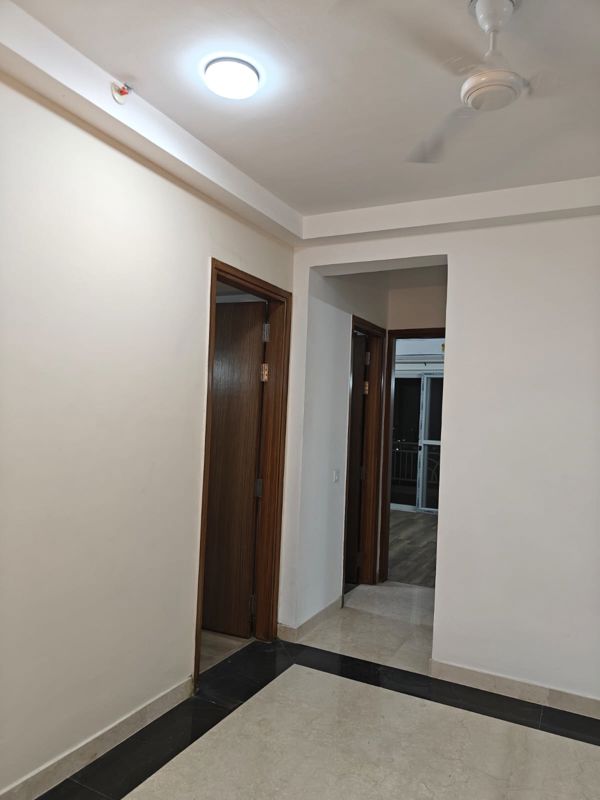 3 BHK for rent in Sector 88a, Gurugram — semi-furnished — 1700 sq.ft — Godrej Icon