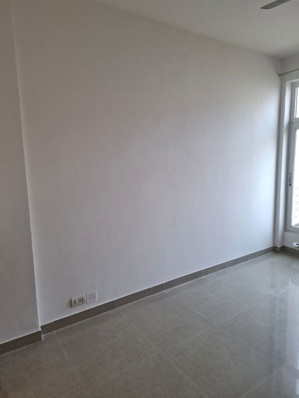 3 BHK for rent in Sector 89, Gurugram — semi-furnished — 1550 sq.ft — Tulip Petals