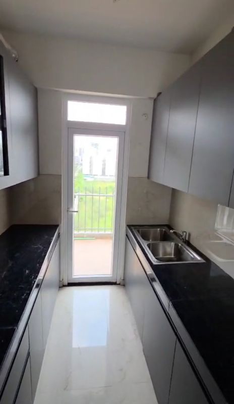 3 BHK for rent in Sector 89, Gurugram — semi-furnished — 1423 sq.ft — Smart World Gems