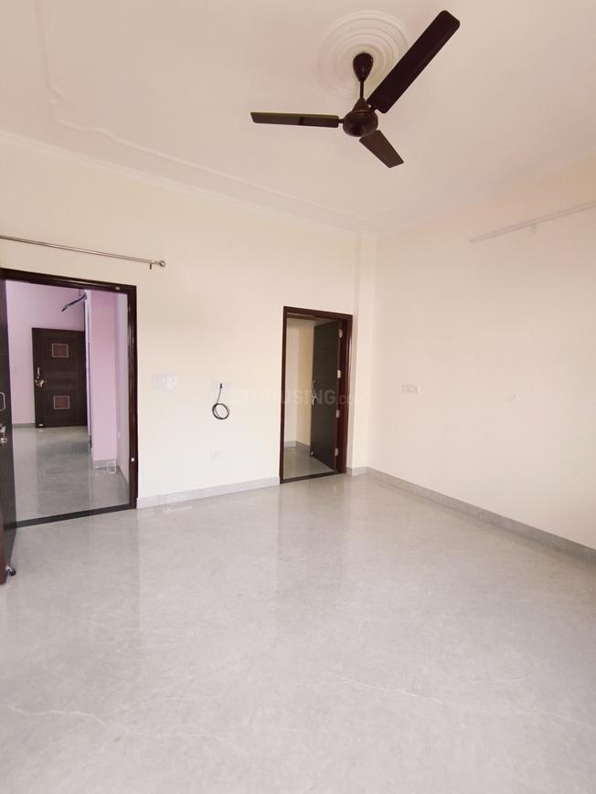 3 BHK for rent in Sector 9, Gurugram — semi-furnished — 1800 sq.ft