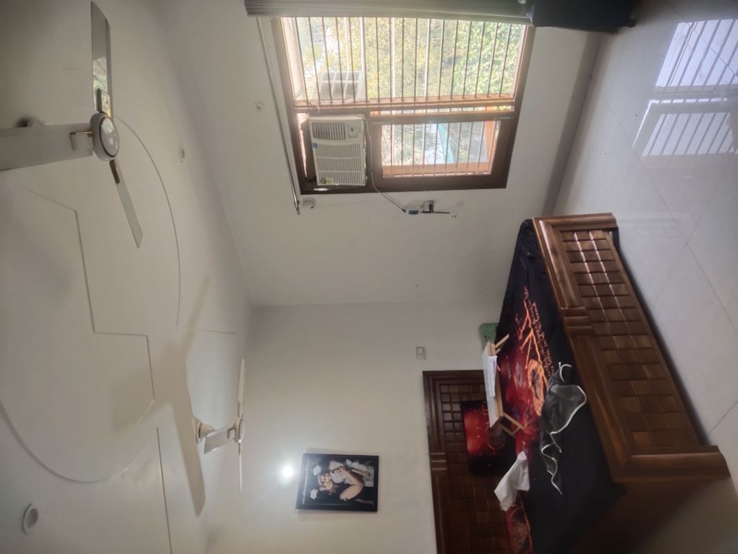 3 BHK for rent in Sector 9, Gurugram — semi-furnished — 250 sq.ft