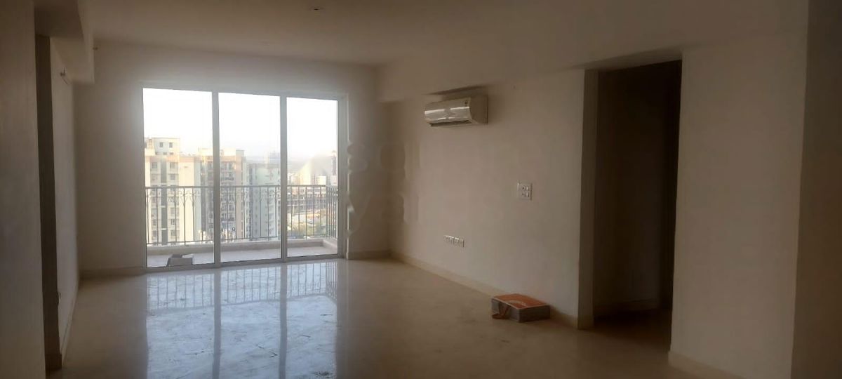 3 BHK for rent in Sector 90, Gurugram — semi-furnished — 1780 sq.ft — DLF Regal Gardens