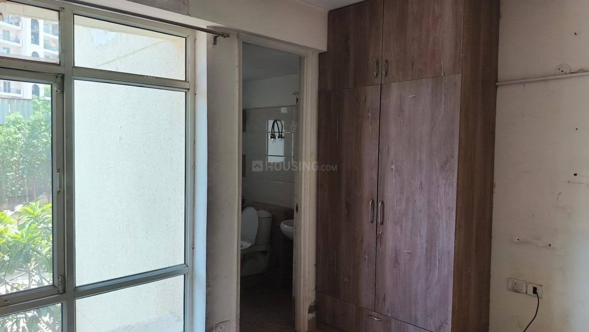 3 BHK for rent in Sector 90, Gurugram — semi-furnished — 1875 sq.ft — Shree Vardhman Flora