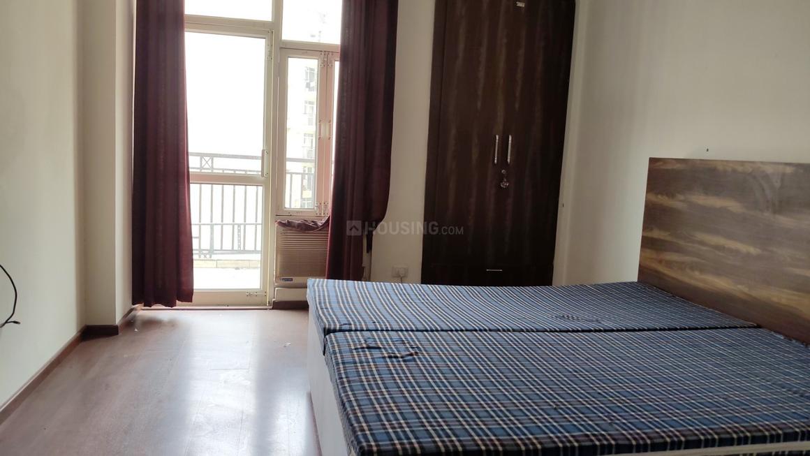 3 BHK for rent in Sector 90, Gurugram — semi-furnished — 1350 sq.ft — Shree Vardhman Flora