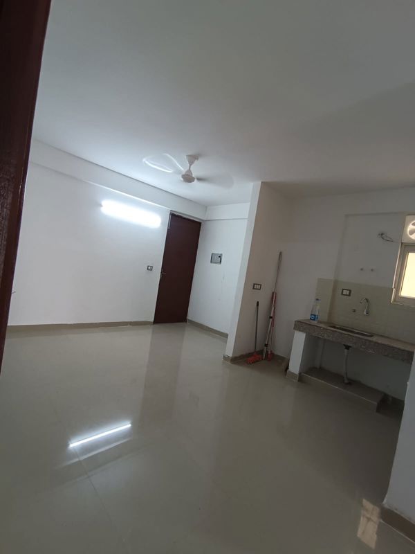 3 BHK for rent in Sector 92, Gurugram — unfurnished — 850 sq.ft — ROF Amaltas