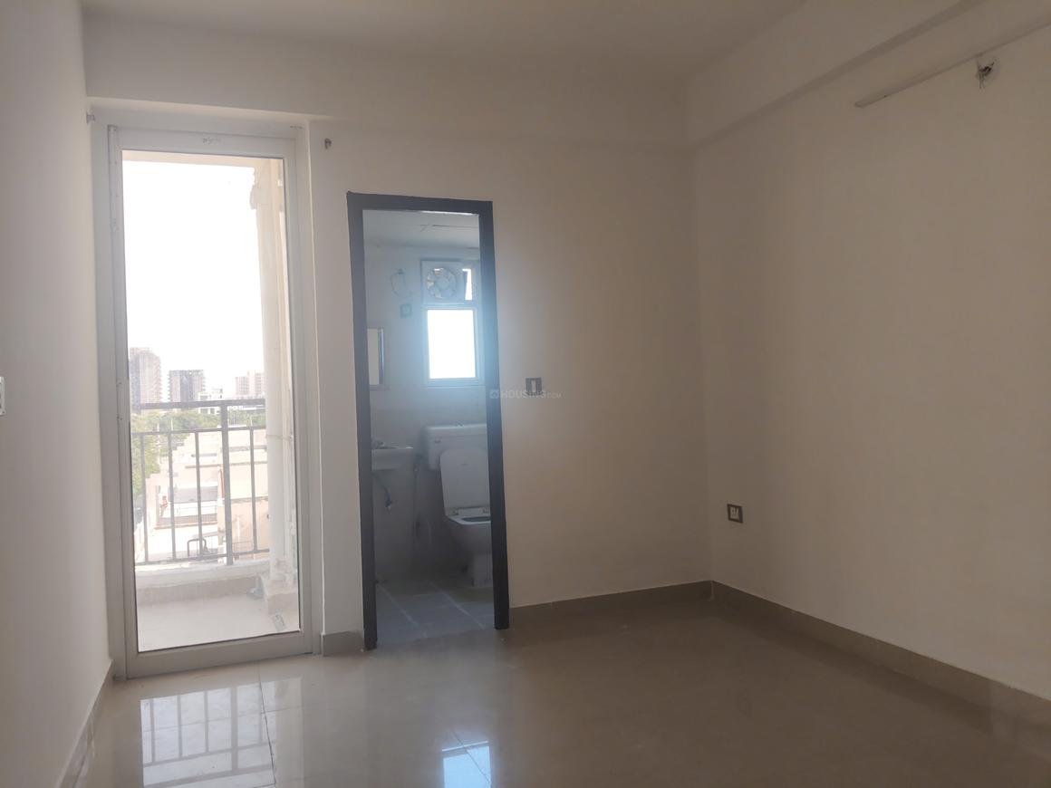 3 BHK for rent in Sector 92, Gurugram — unfurnished — 1050 sq.ft — ROF Amaltas