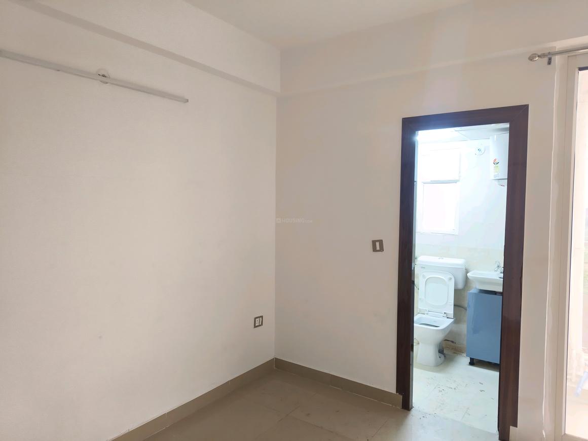 3 BHK for rent in Sector 92, Gurugram — unfurnished — 1000 sq.ft — ROF Amaltas